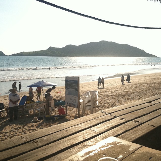 antros mazatlan playa de noche